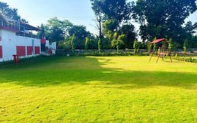 Nandini Homestay